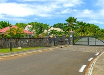 Premium Location Land - Beau Vallon 